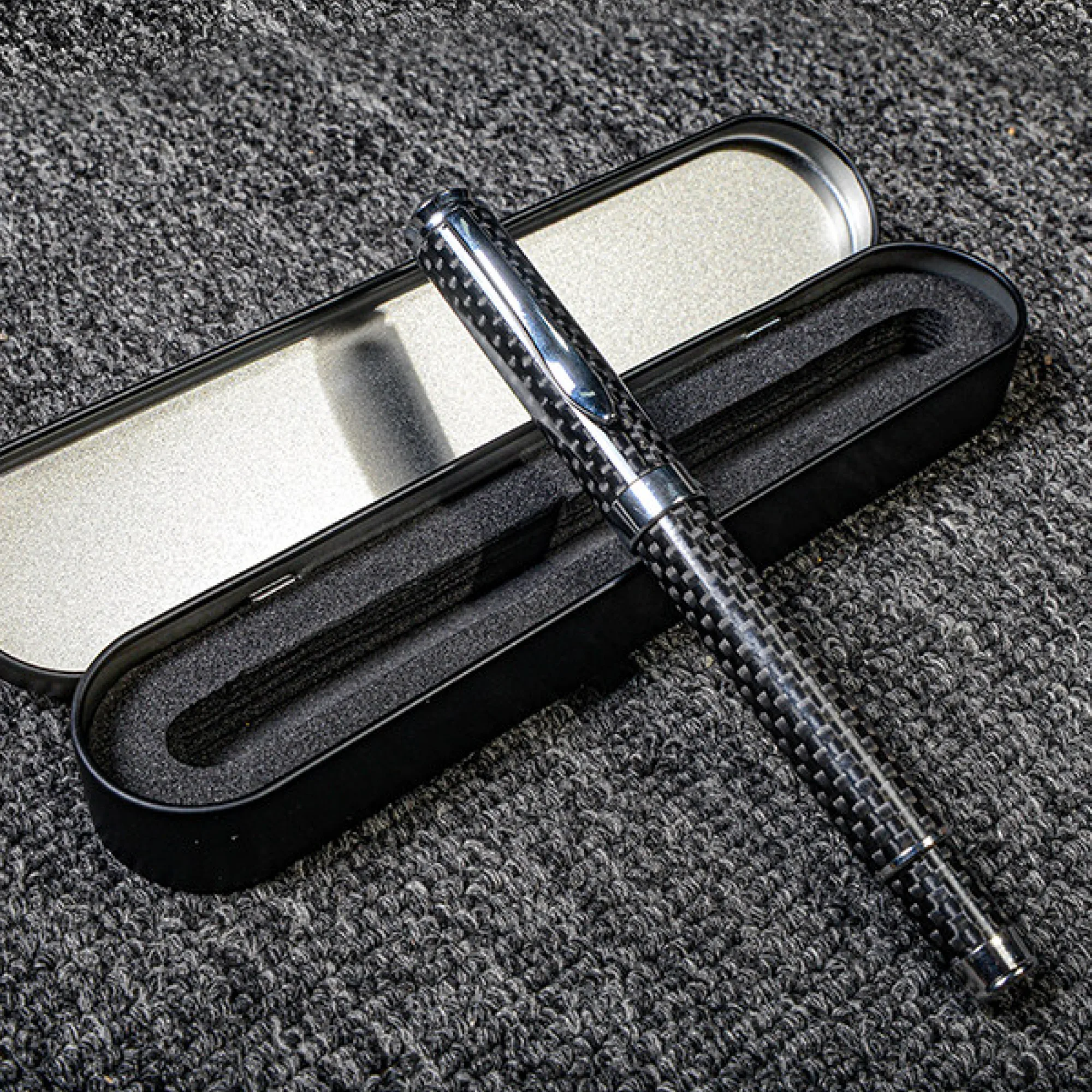 BUB Carbon Fiber Ballpoint Pen thumbnail 5