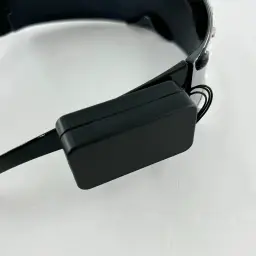 LED Light-Up Performance Gloves and Half-Arc Glasses thumbnail 4