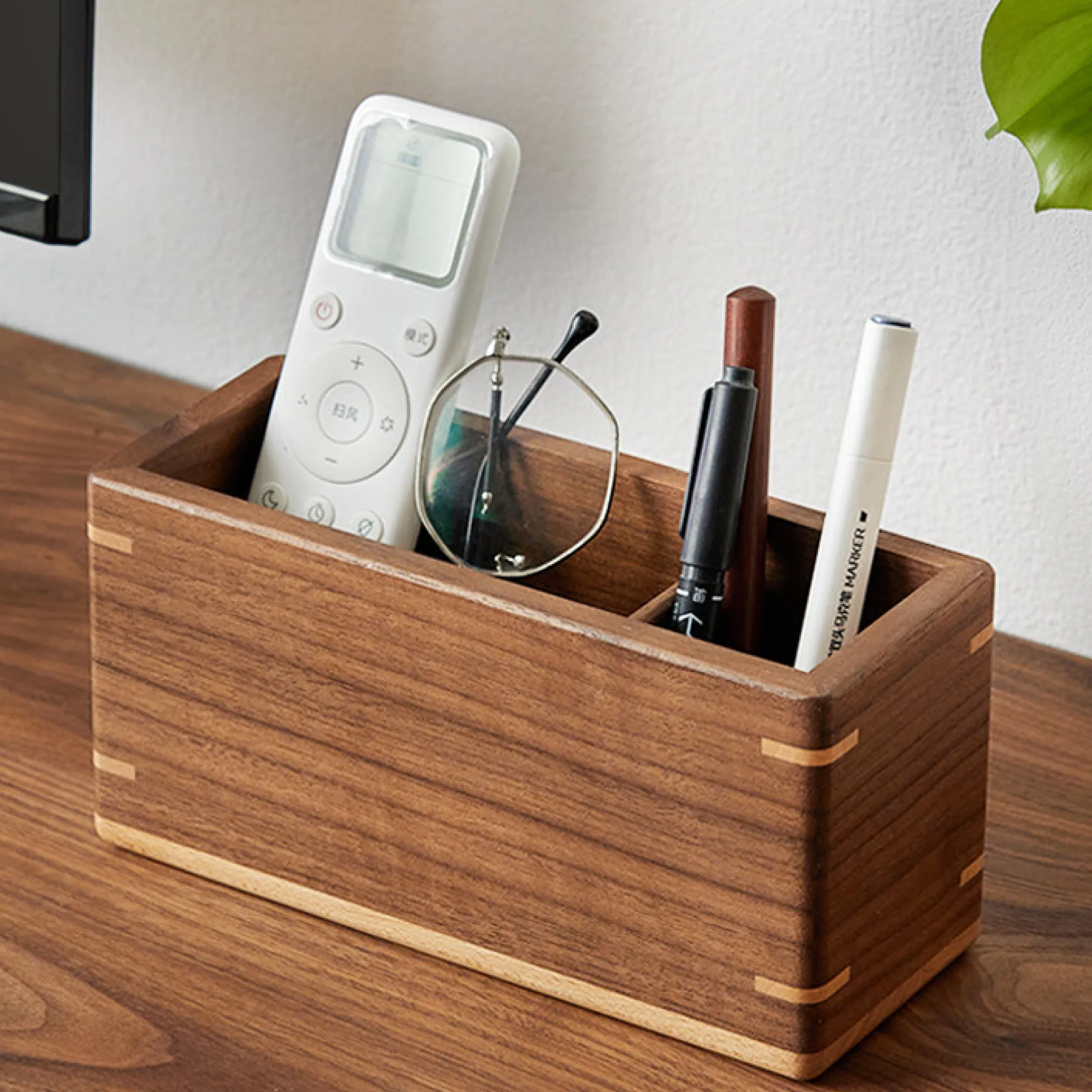 Wooden Pen Holder and Desk Organizer Set thumbnail 5
