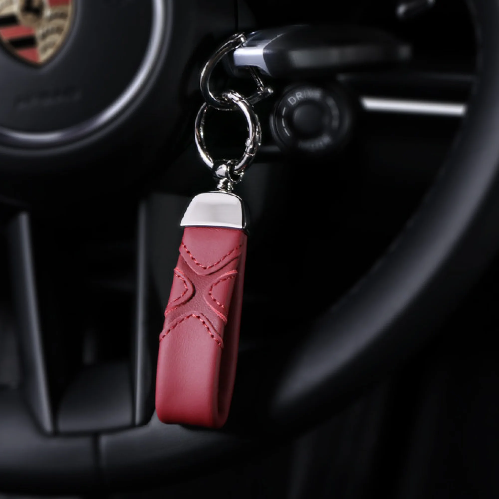 Italian Cowhide Leather Key Chain with Horseshoe Buckle and Key Ring thumbnail 3