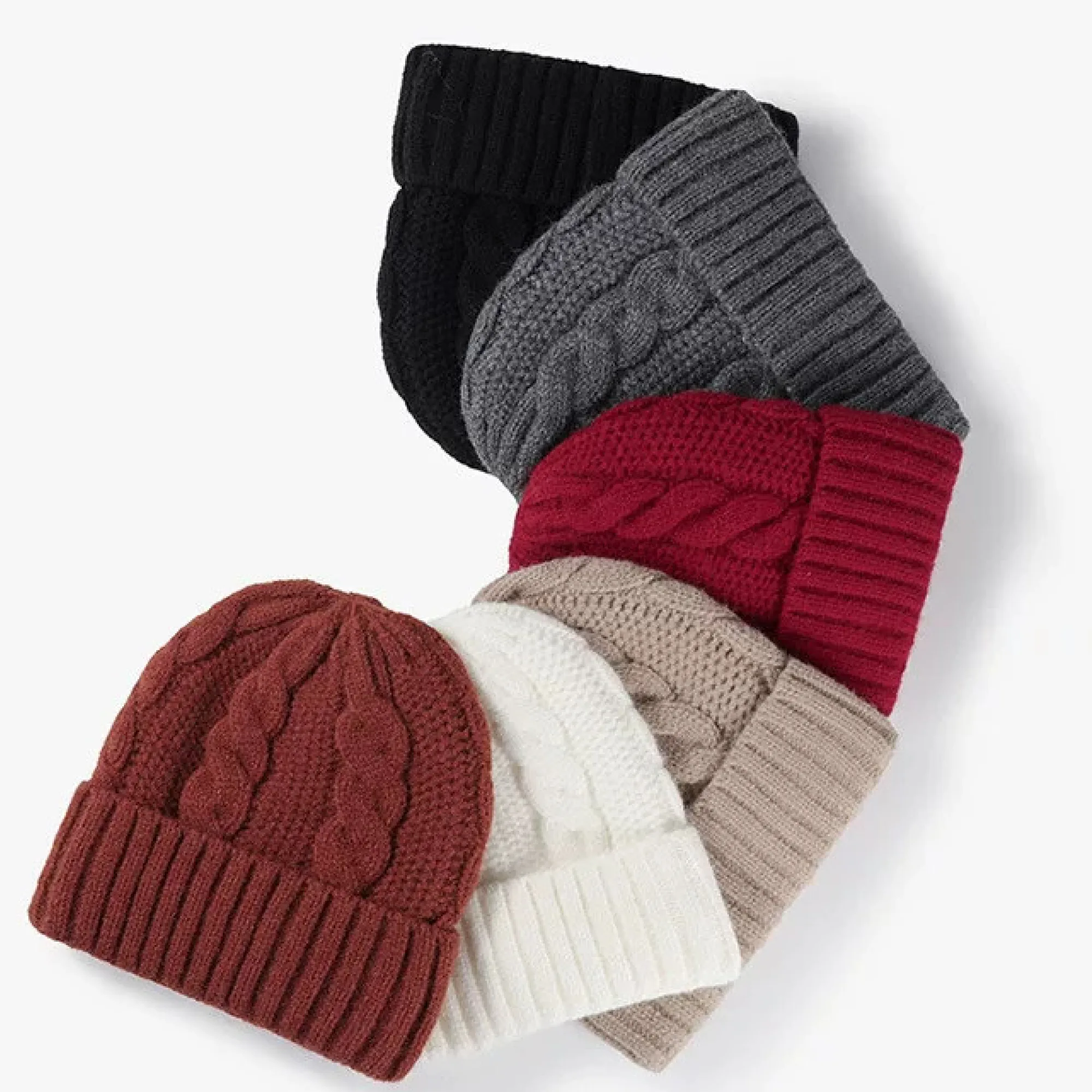 Knitted Beanie Hat with Cable Knit Pattern and Plush Lining thumbnail 2