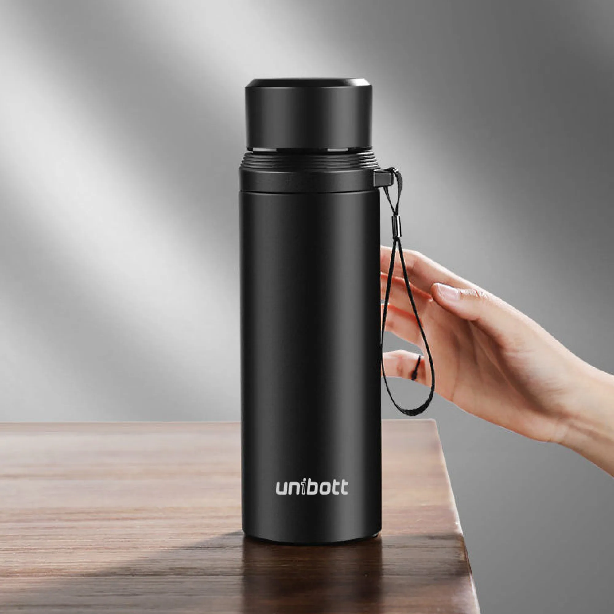 Unibott VCA19A Vacuum Insulated Stainless Steel Thermos with Tea Infuser thumbnail 2