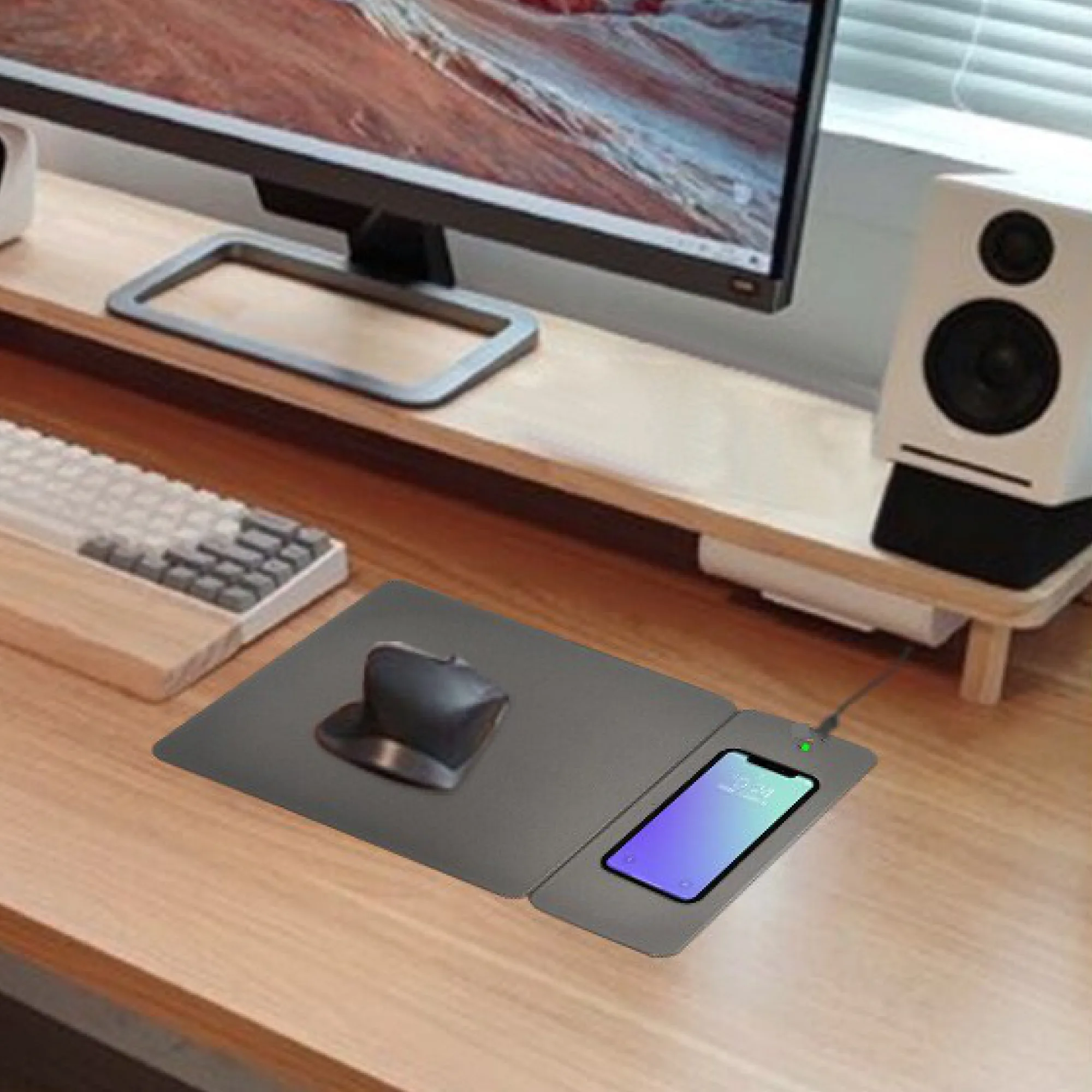 S130 15W PU Leather Magnetic Detachable Wireless Charging Mouse Pad thumbnail 2