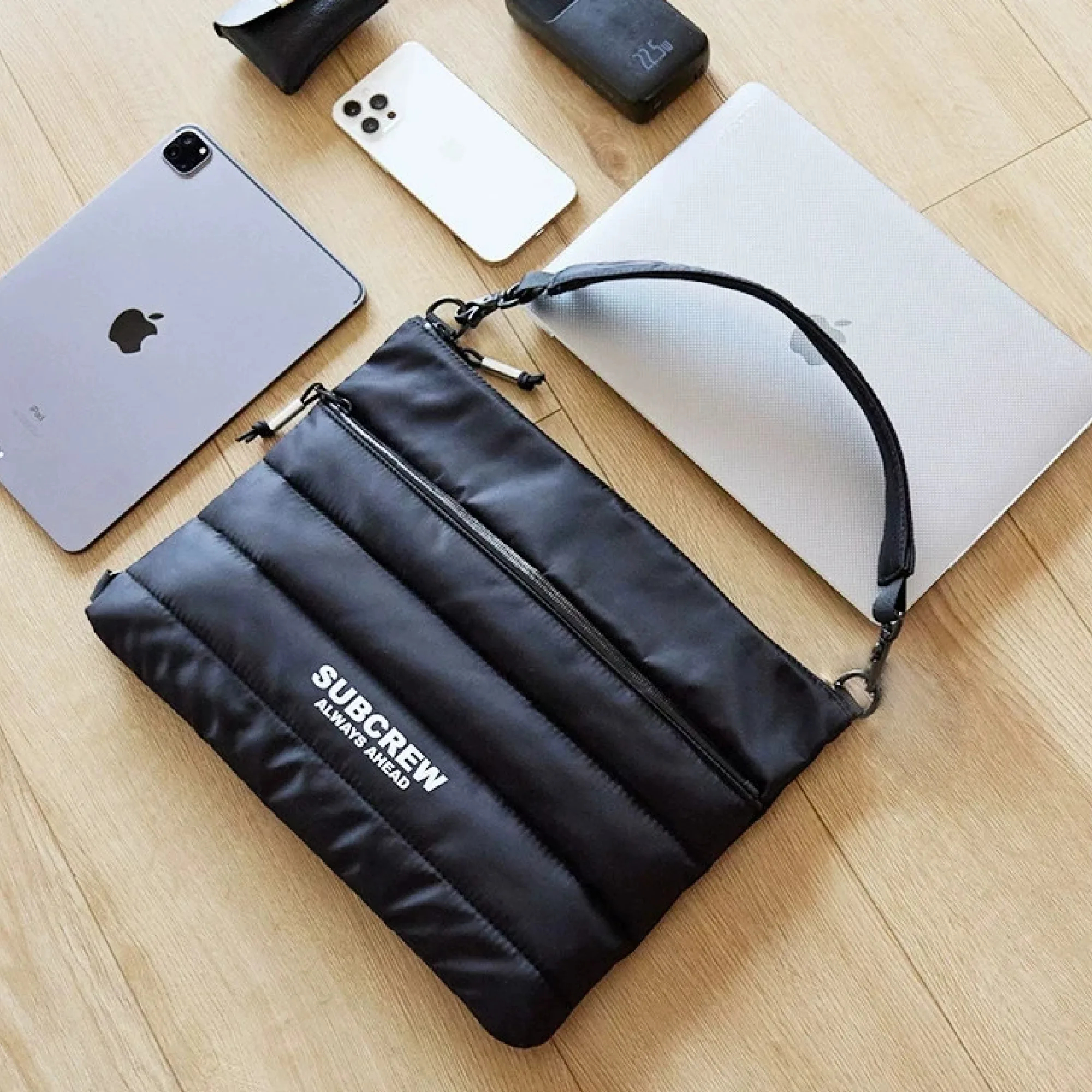 Padded Laptop Bag with Adjustable Strap thumbnail 3