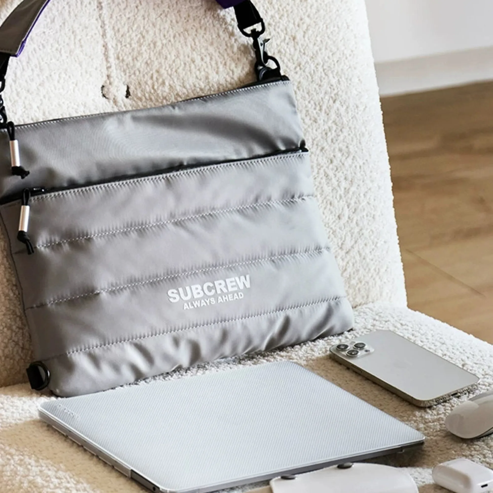 Padded Laptop Bag with Adjustable Strap thumbnail 2