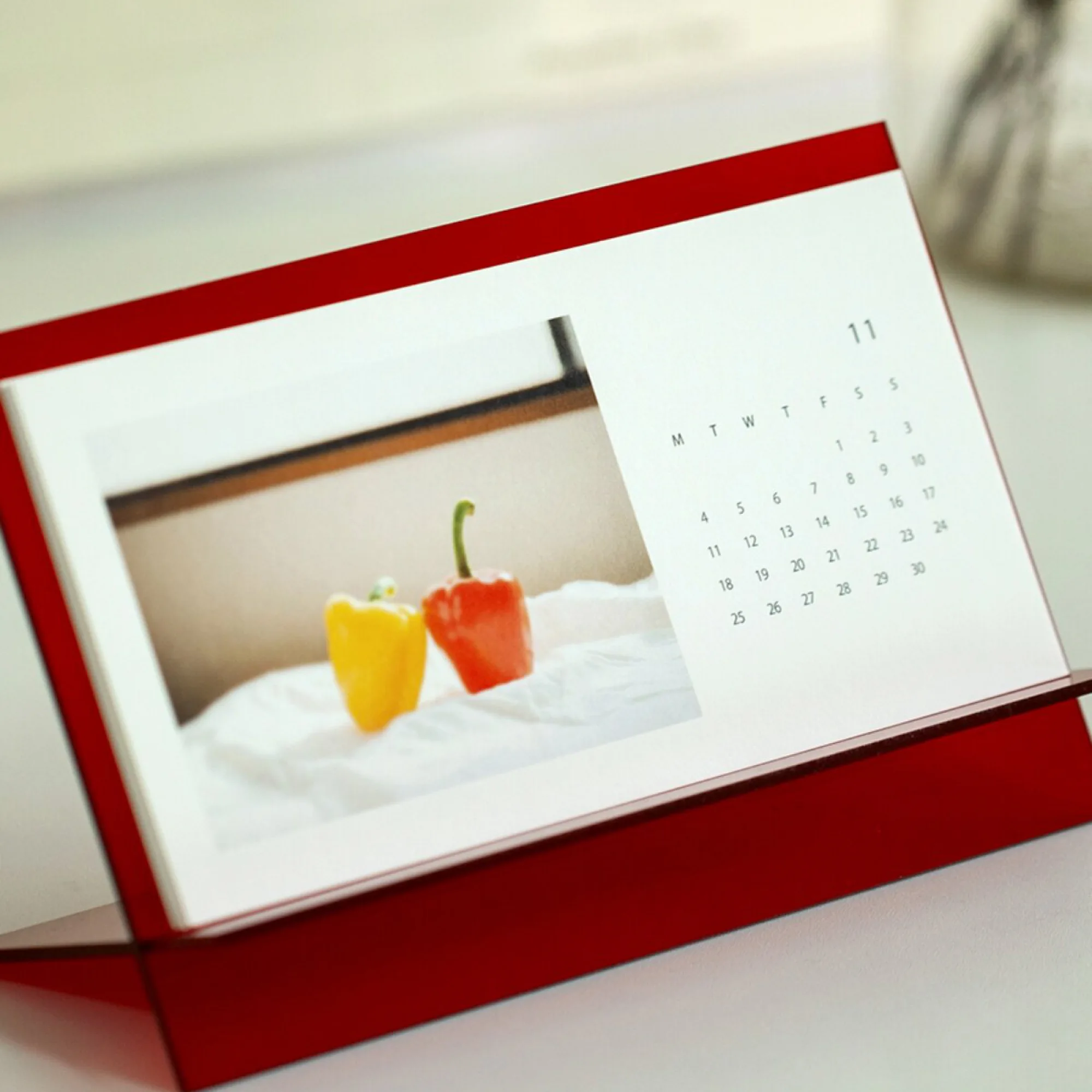 Acrylic Desk Calendar with 13 Pages thumbnail 5