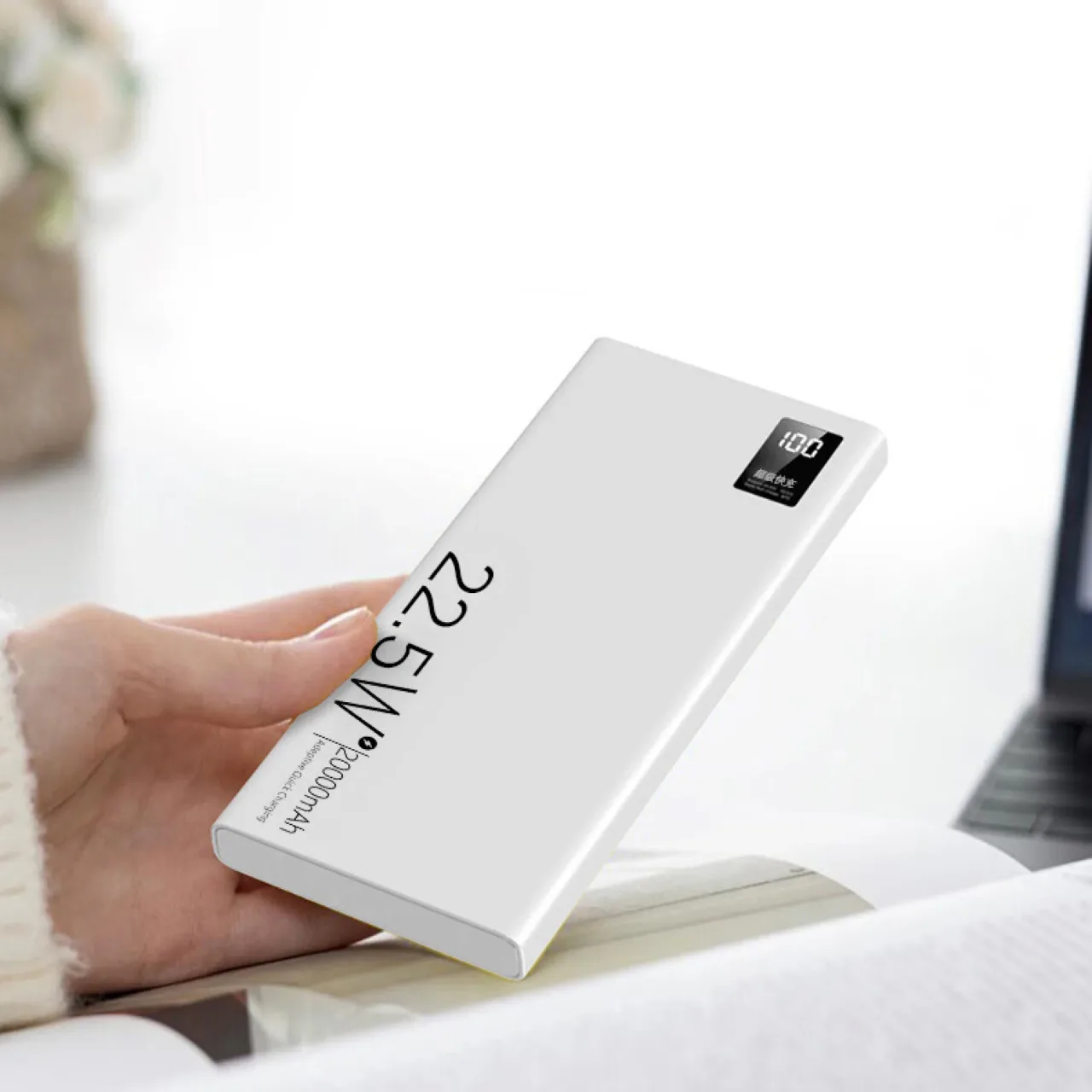 Portable Power Bank with Multiple Capacities and Fast Charging