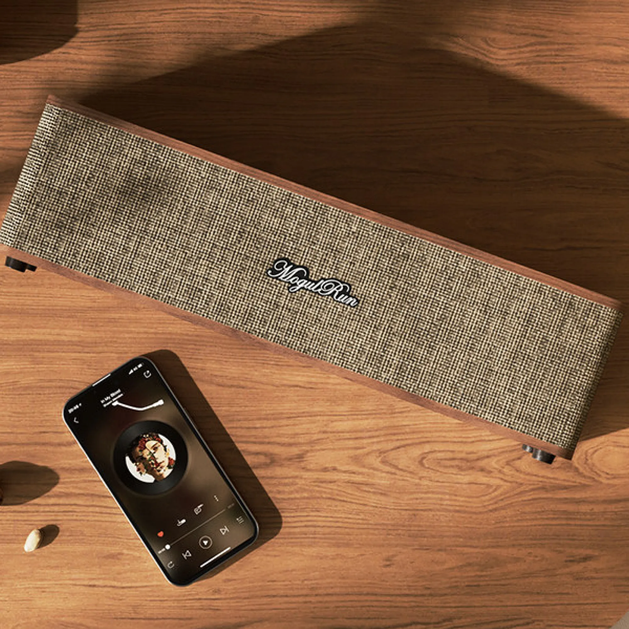 MogulRun 206L Retro Wooden Desktop Bluetooth Speaker thumbnail 7