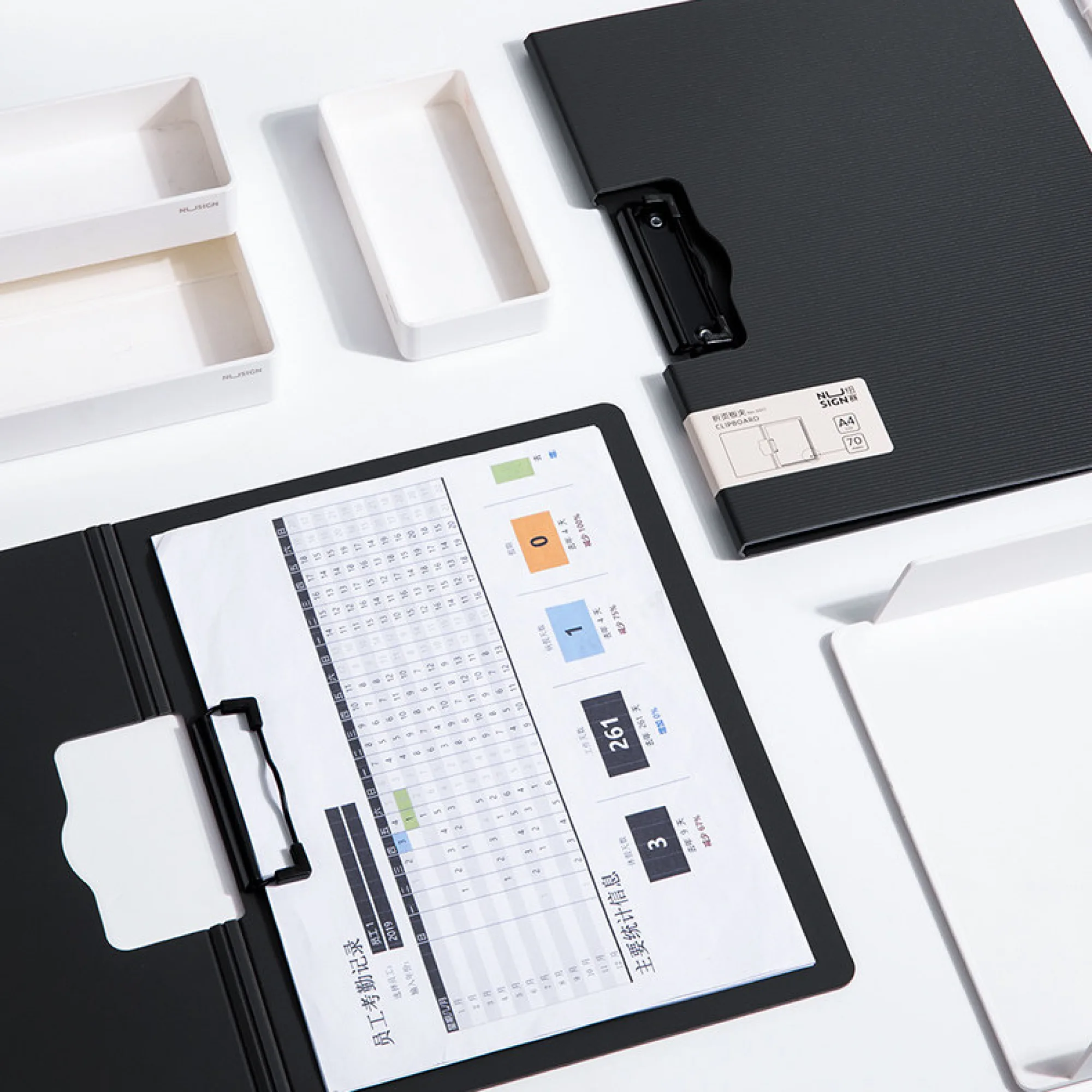 Deli A4 Foam PP Clipboard with Metal Clip, Horizontal and Vertical thumbnail 3