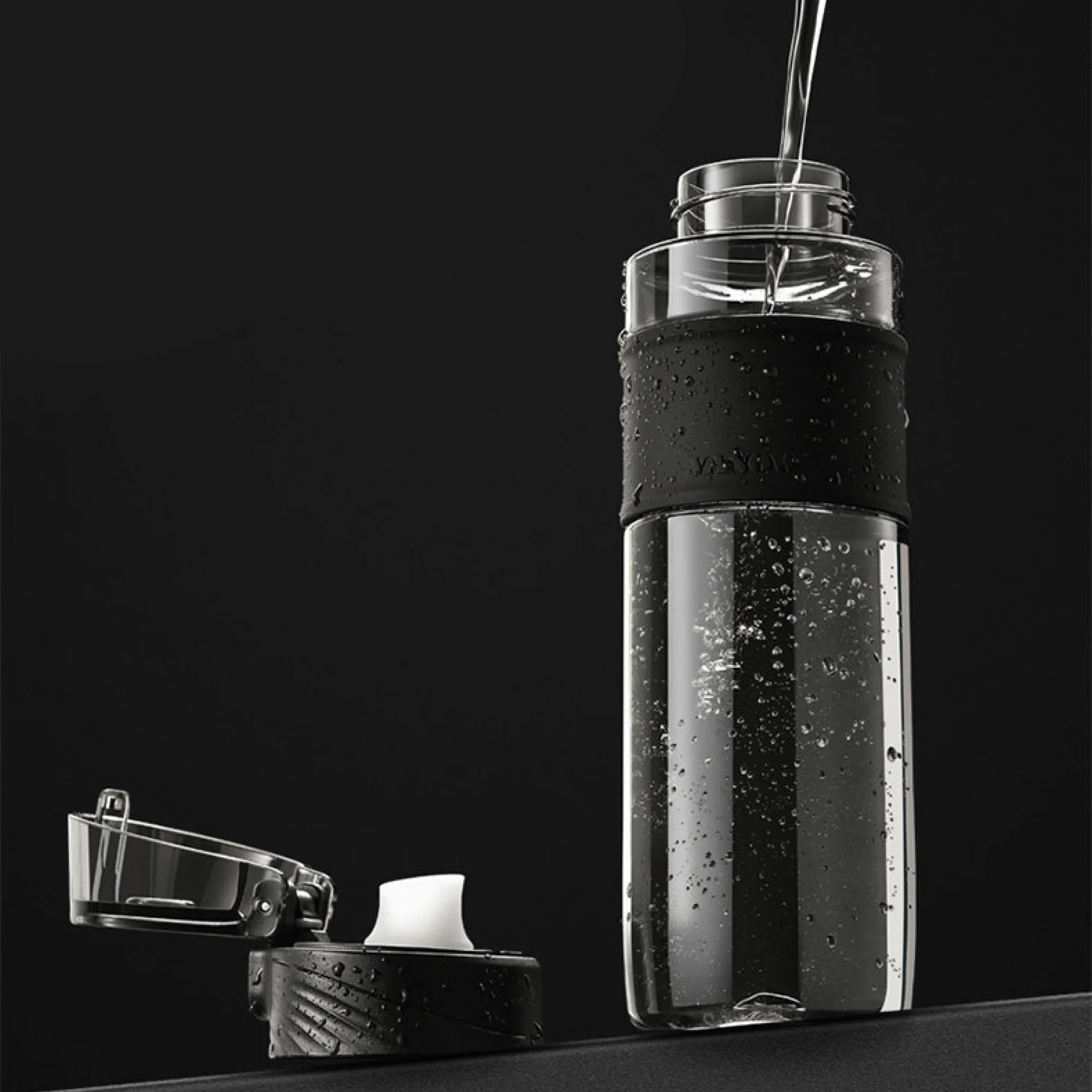 Vanow Tritan Sports Water Bottle 650ml with One-Touch Lid thumbnail 4