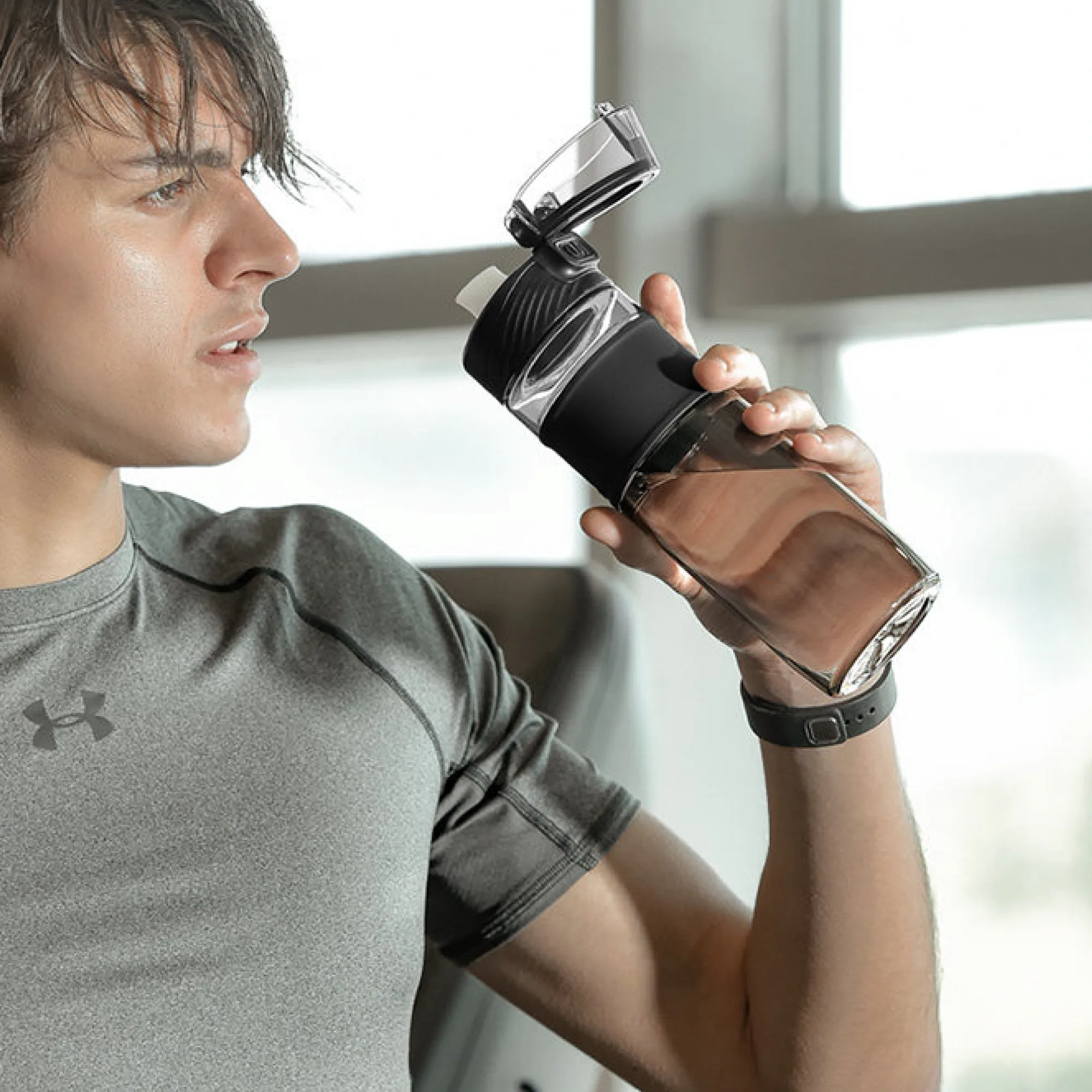 Vanow Tritan Sports Water Bottle 650ml with One-Touch Lid thumbnail 8