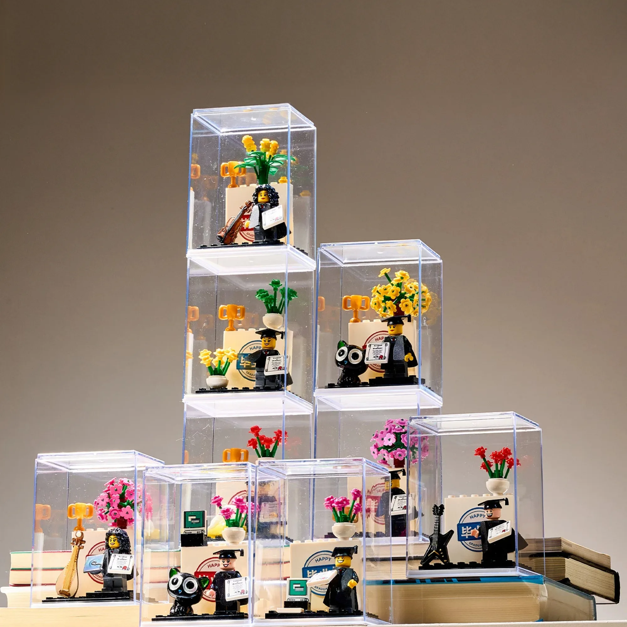 Graduation-Themed LEGO Building Block Ornament Set thumbnail 4