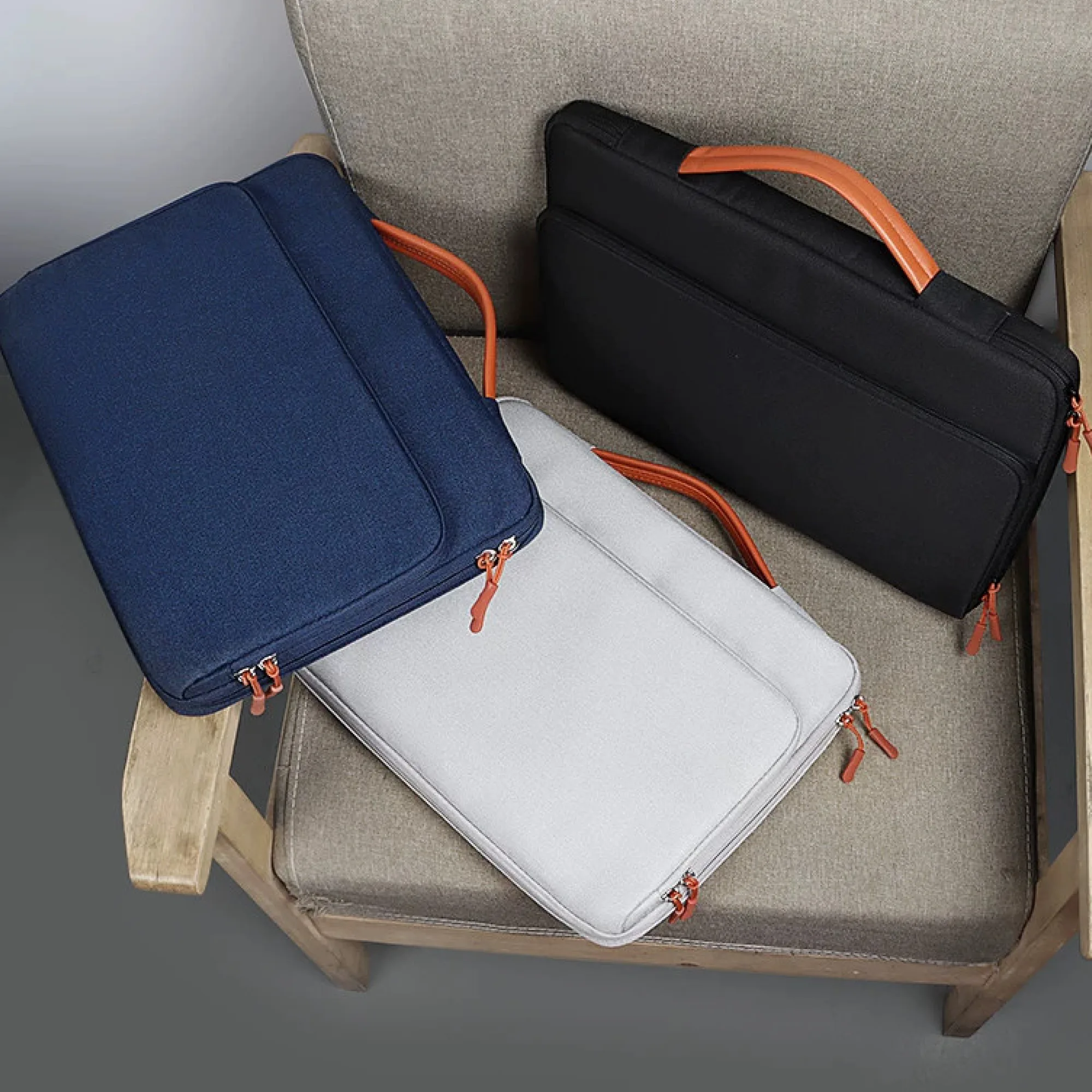 Waterproof Laptop Shoulder Bag / Handbag for 13.3-15.4 Inch Laptops thumbnail 2