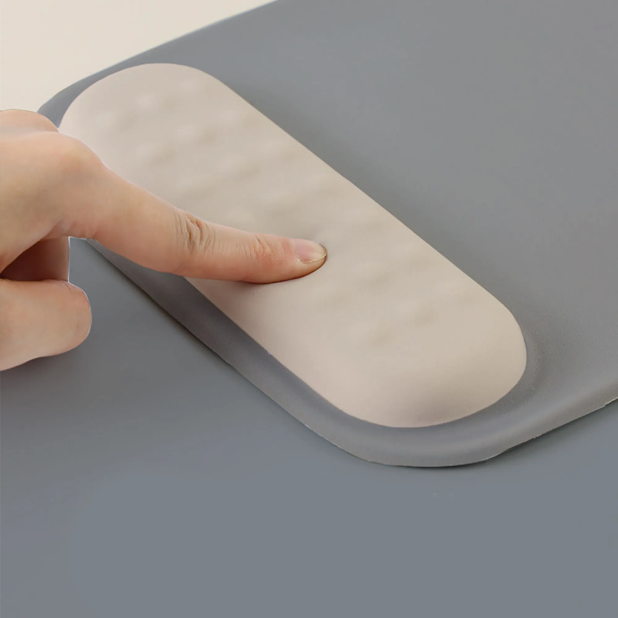 Wrist Rest Mouse Pad with Raised Massage Dots thumbnail 3