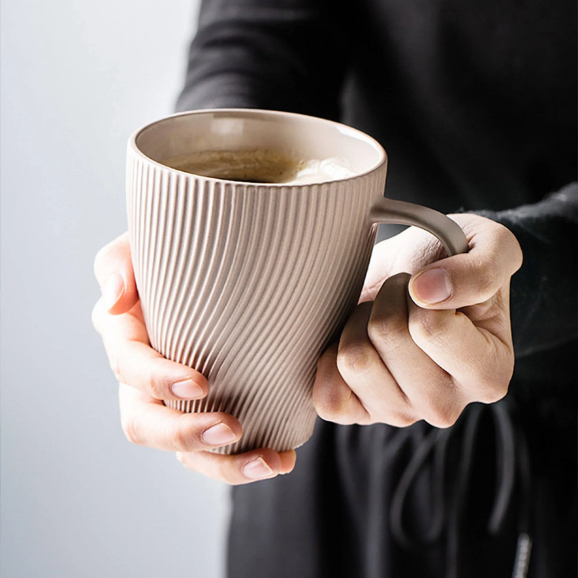 Ceramic Mug with Colored Glaze and Solid Color Finish thumbnail 4