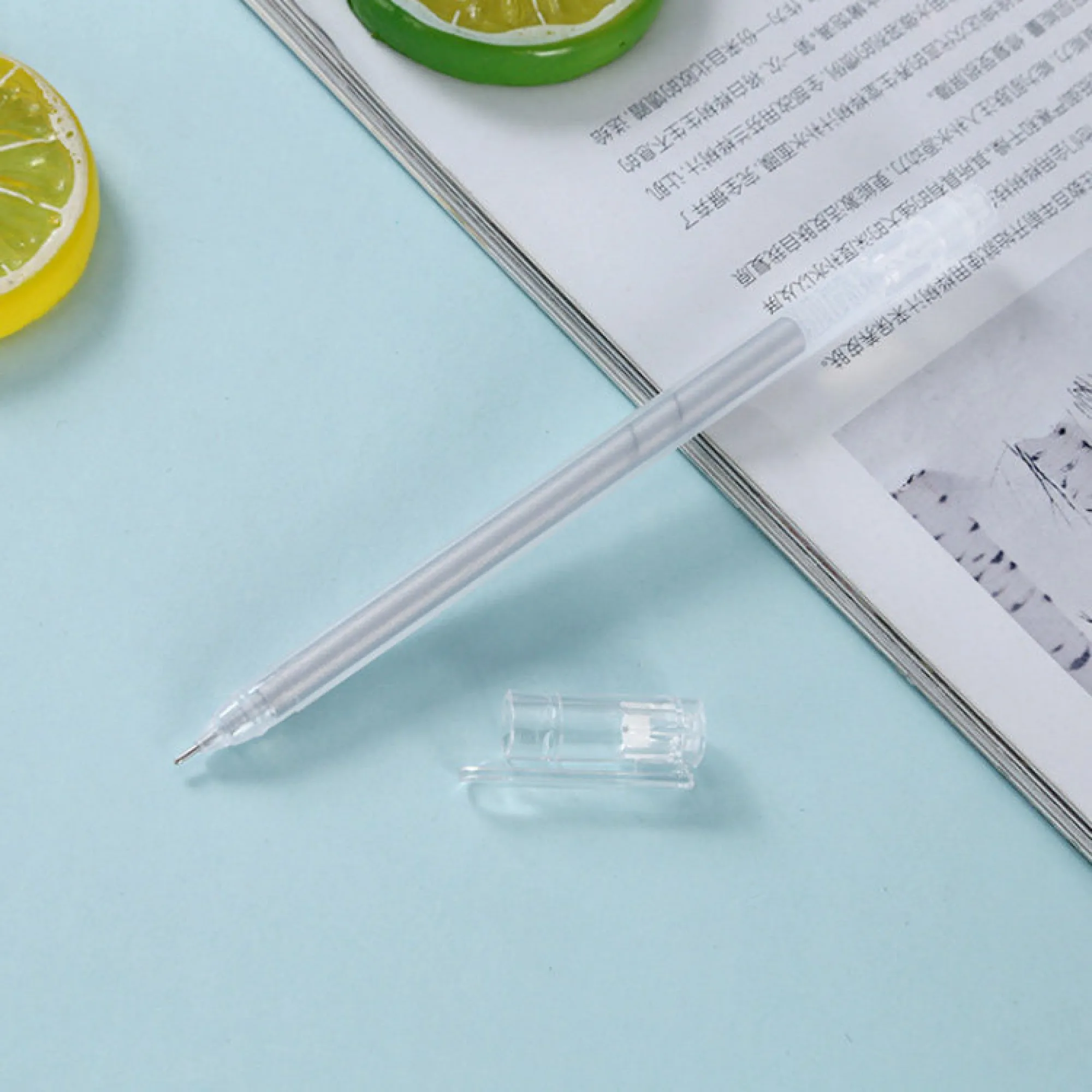 Metallic Gel Ink Pens 0.5mm Oil-Based Ink Plastic Barrel thumbnail 5