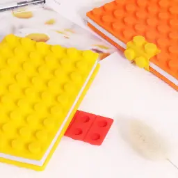 Silicone-Covered A6 Loose-Leaf Notebook with Dot or Step Pattern thumbnail 4