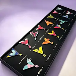 Multicolor Metal Badge Gift Set in Rigid Black Box thumbnail 7