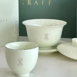 White Ceramic Tea Set with Gaiwan, Two Cups, Tea Tin in Gift Box thumbnail 2