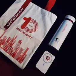 White Thermos, Wireless Charger and Canvas Tote Gift Set thumbnail 2