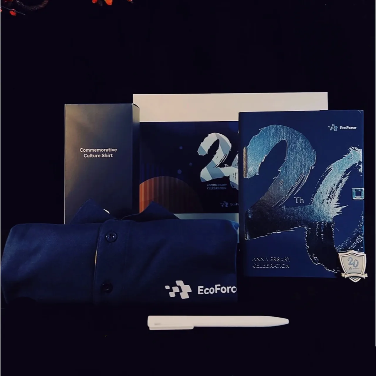 A5 Notebook, Badge, Pen and Polo Shirt Gift Set in Rigid Box — alternate view 2