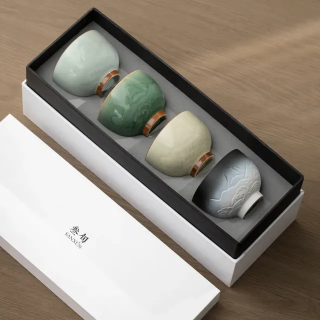 Four-Cup Ceramic Tea Set with Wooden Base and Gift Box