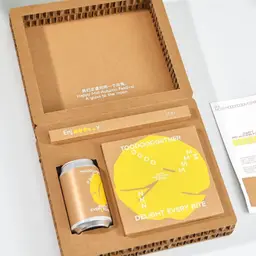 Craft Beer and Snack Gift Set in Hinged-Lid Box thumbnail 6