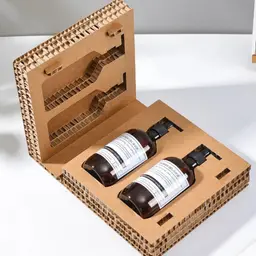 Two-Bottle Shower Gel Gift Set in Honeycomb Paper Box thumbnail 2