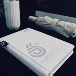 Tumbler, A5 Notebook and Folding Umbrella Gift Set thumbnail 3
