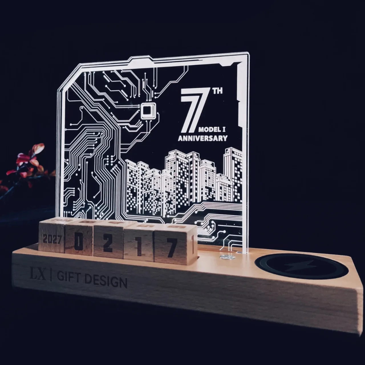 Perpetual Calendar, Wireless Charger & Night Light Gift Set — View 1