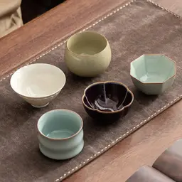 Five Ceramic Tea Cups Gift Set with Brown Rigid Box and Bag thumbnail 4