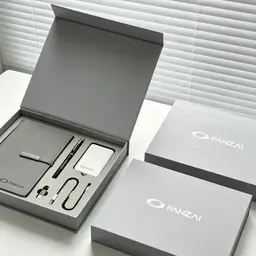 Notebook, Pen, Power Bank, Charging Cable, and Wireless Charger Gift Set thumbnail 2