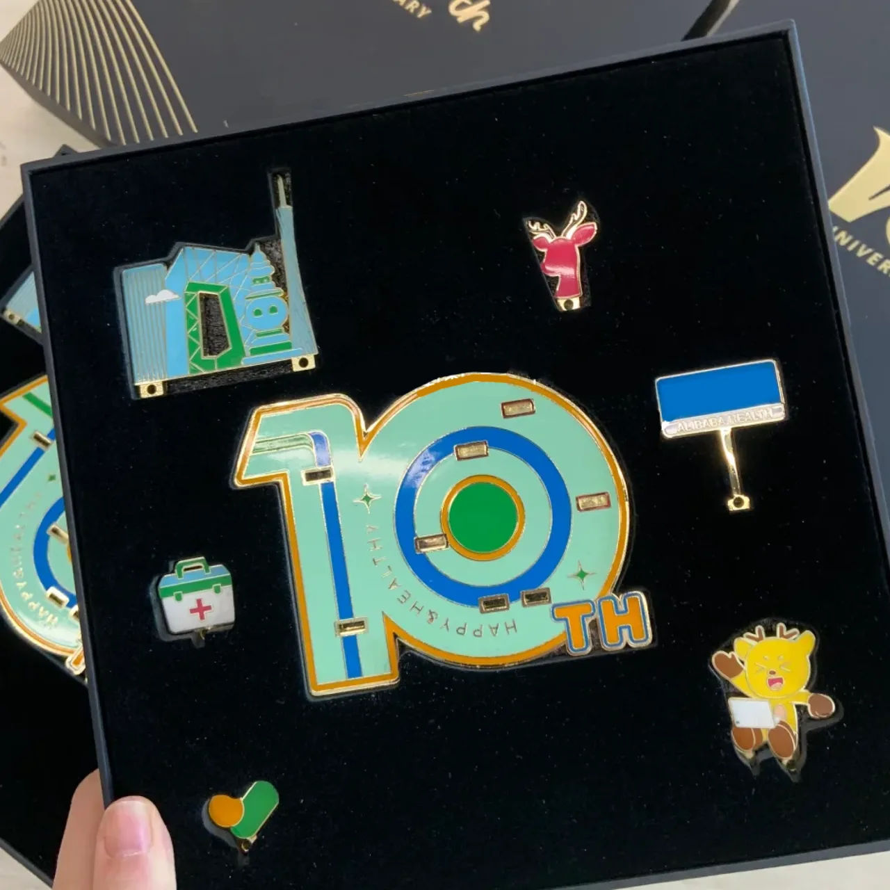 Exclusive Business Milestone Enamel Pin Keepsake Box