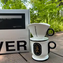 Portable Electric Coffee Grinder and Ceramic Pour-Over Gift Set thumbnail 5