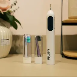 Elite Travel Personal Care Kit Electric Toothbrush Branding Corporate Gift thumbnail 8