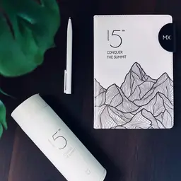 White Notebook, Pen and Thermos Gift Set in Rigid Box thumbnail 4