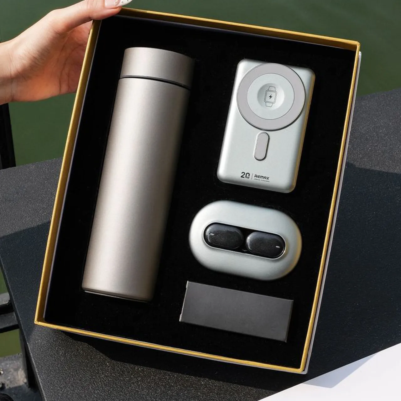 Advanced Catalyst Productivity Essentials Tech Focused Executive Corporate Gift Suite