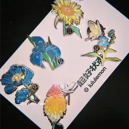 Six Floral and Insect Enamel Badge Gift Set in Dark Green Box thumbnail 2