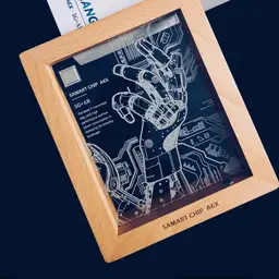 Wooden Frame Circuit Board Night Light Gift Set thumbnail 5