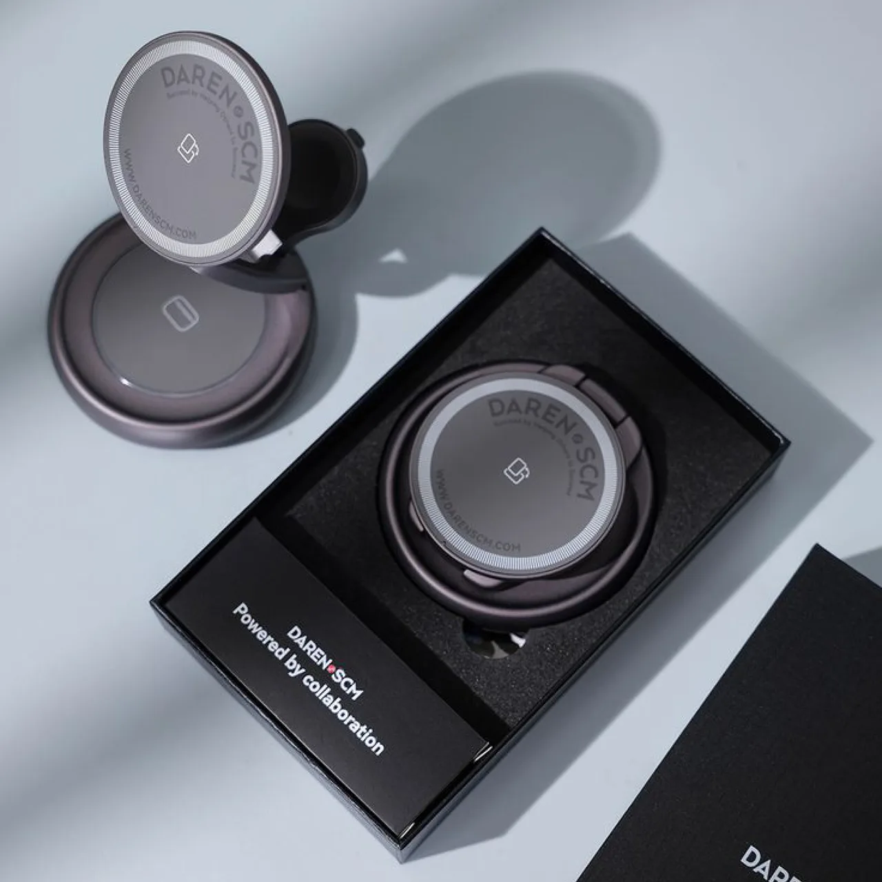 Wireless Charging Stand And Desktop Power Professional Branding Corporate Gift — alternate view 7