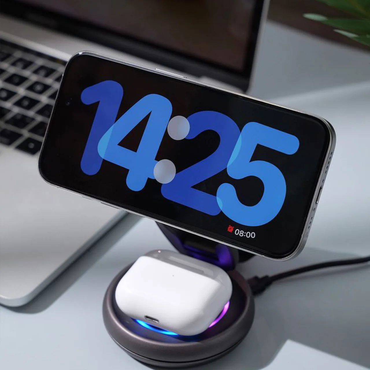 Wireless Charging Stand And Desktop Power Professional Branding Corporate Gift — alternate view 10