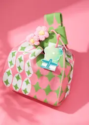 Exclusive Her Shine Corporate Gift Box for Recognizing Female Talent thumbnail 4