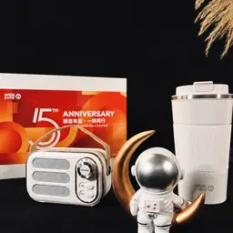 Retro Bluetooth Speaker, Travel Tumbler and Astronaut Gift Set thumbnail 3