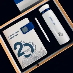 White Notebook, Pen and Thermos Gift Set in Rigid Box thumbnail 1