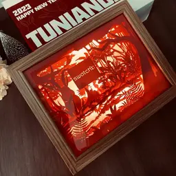 Framed Paper Carving Night Light Gift Set thumbnail 3