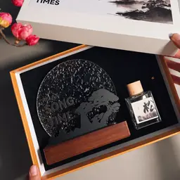 Decorative Night Light and Aroma Diffuser Gift Set thumbnail 3