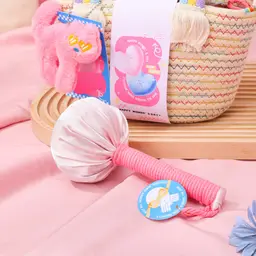 Inspiring Women in the Workplace with the Her Shine Gift Box thumbnail 2