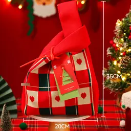 Exclusive Winter Wonderland Festive Celebration Gift Set for Special Occasions thumbnail 2