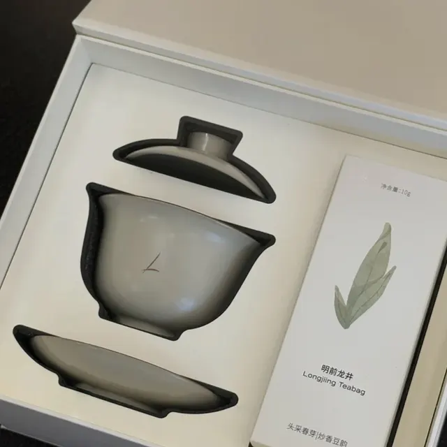 Ceramic Lidded Tea Bowl and Saucer with Longjing Tea Bags