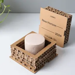 Ribbed Ceramic Candle in Honeycomb Paper Gift Box thumbnail 4